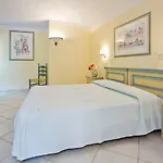 Park Porto Istana Hotel 4*