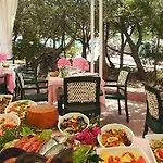 Park Porto Istana Hotel