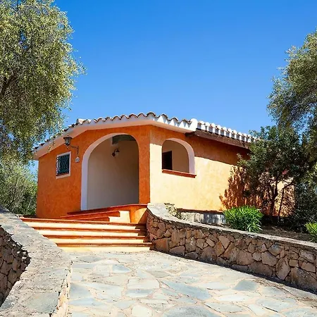 Park Porto Istana Отель Ольбия